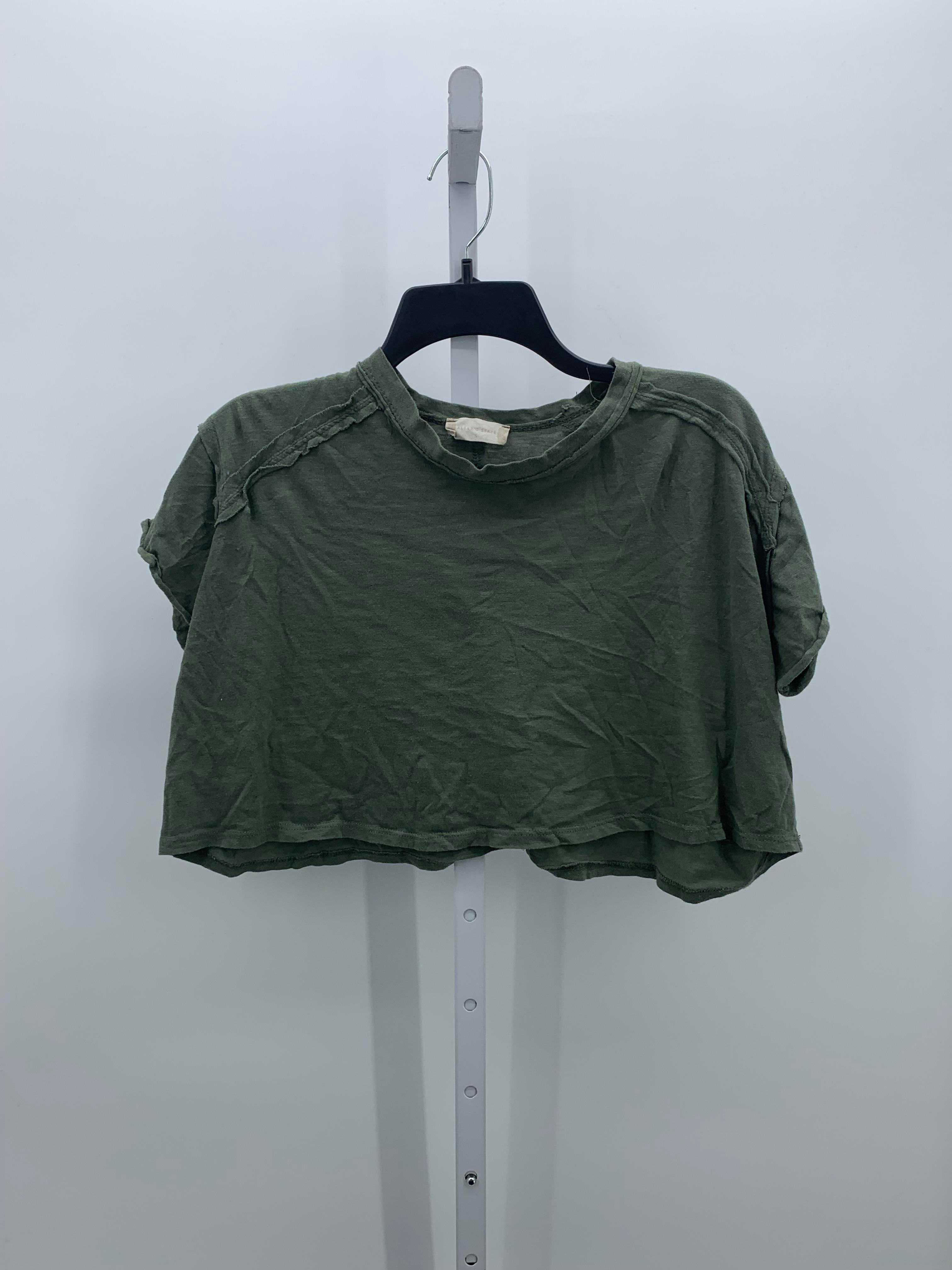 Size Small Juniors Short Sleeve Shirt