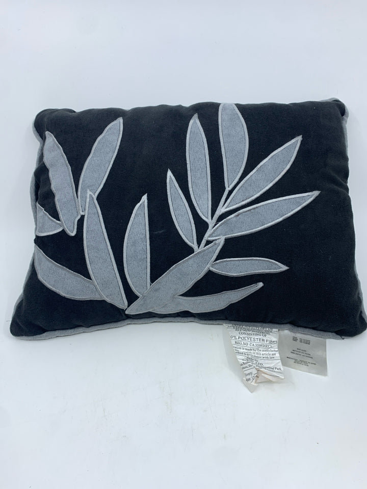 SMALL BLACK W/ GRAY LEAVES ACCENT PILLOW.