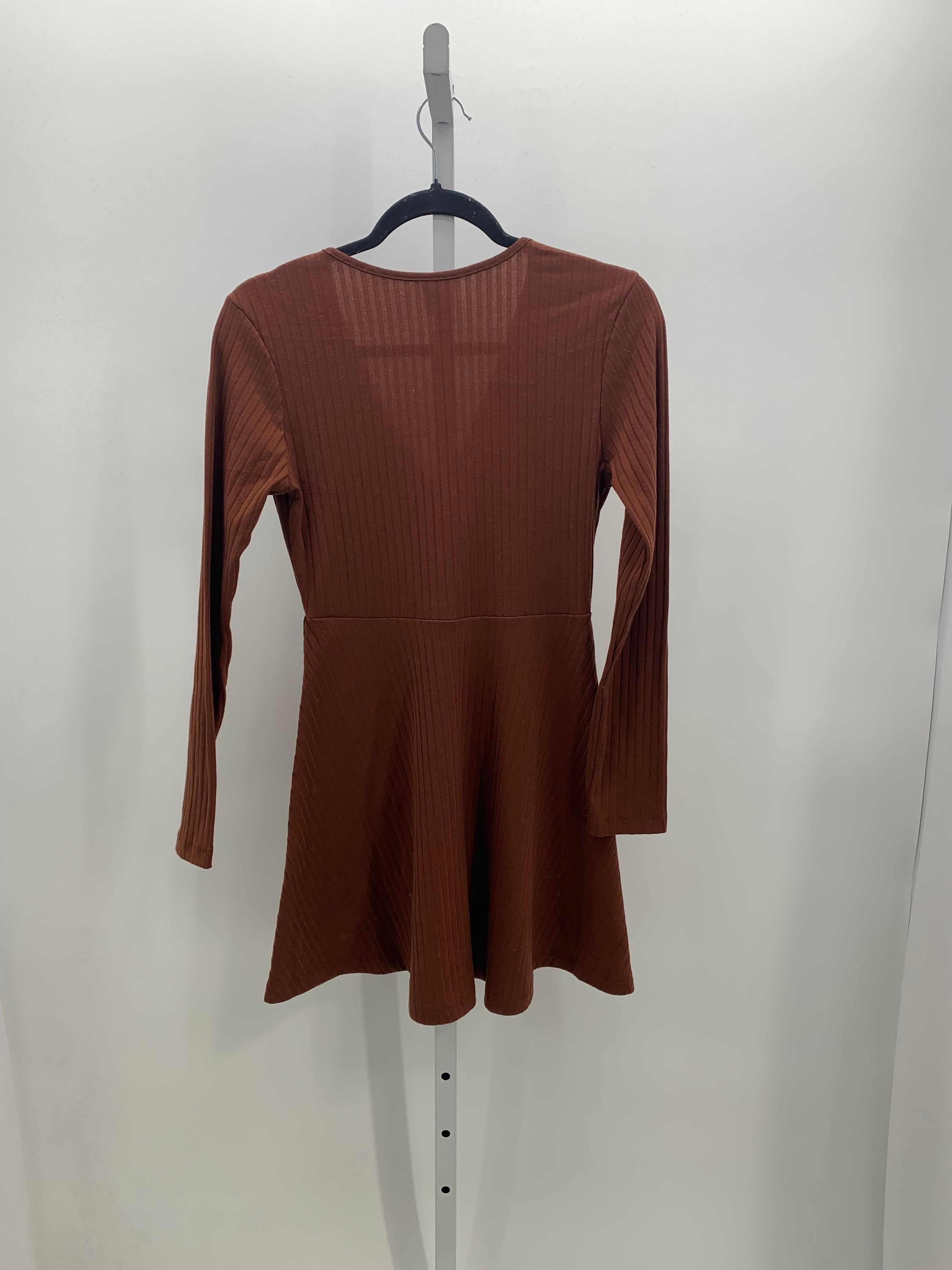 Size Medium Juniors Long Sleeve Dress