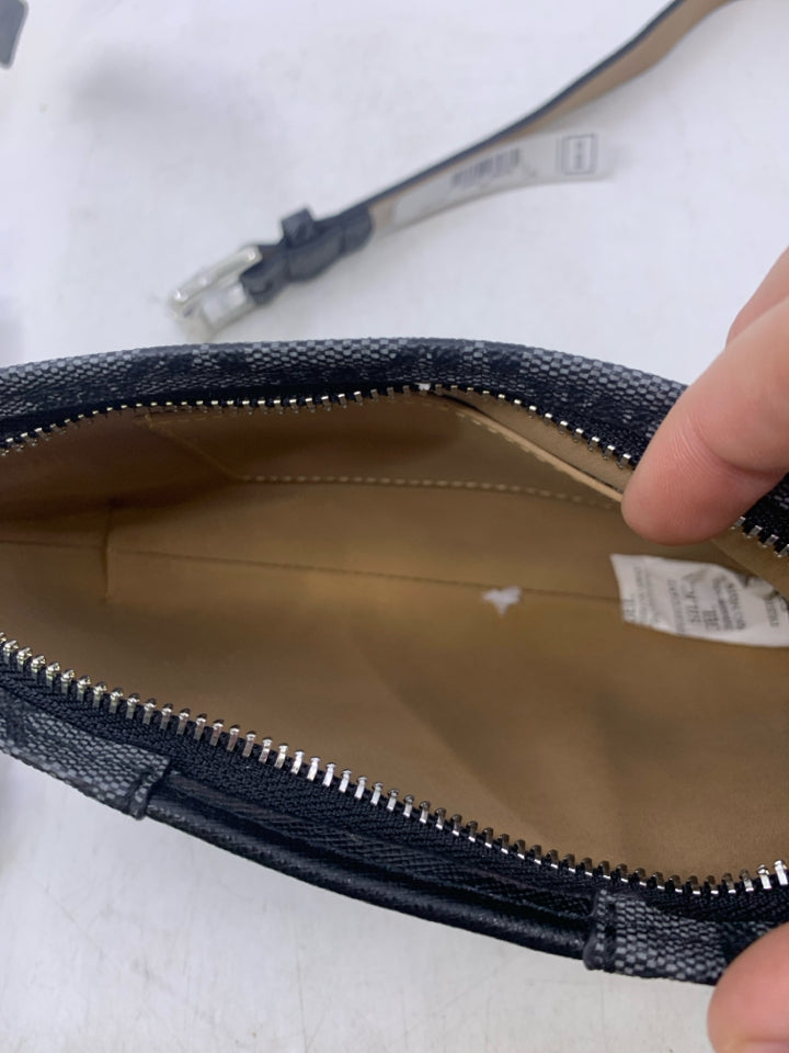 Michael Kors 556137C Belt Bag, L/XL- New