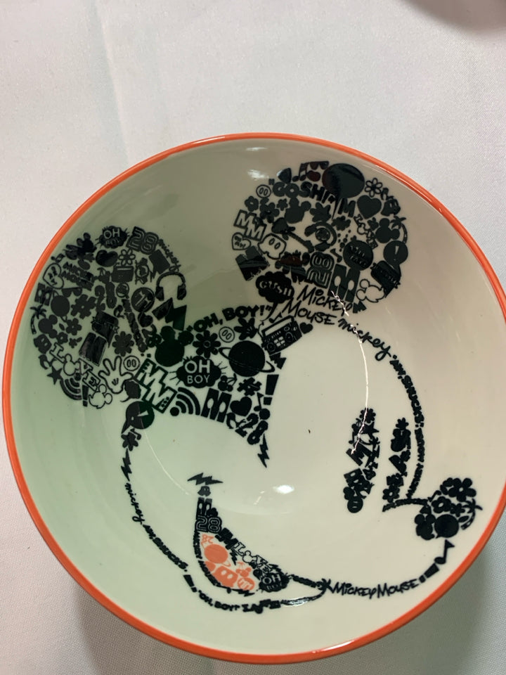 7 MICKEY MOUSE DESSERT BOWLS.
