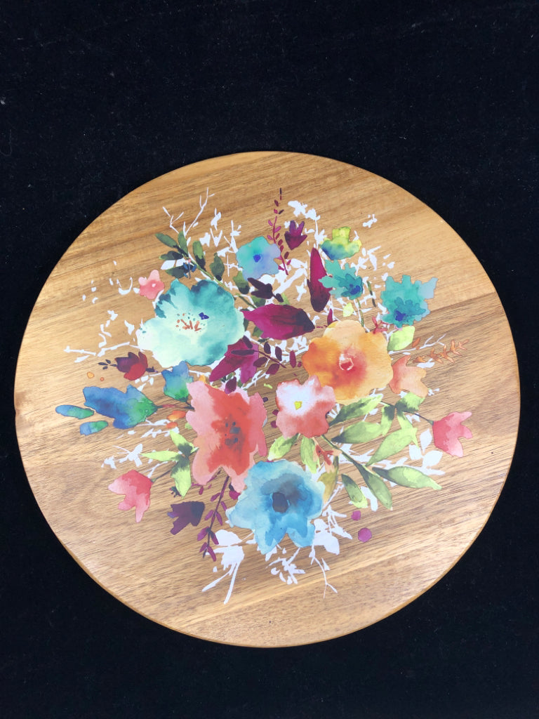 PIONEER WOMAN LAZY SUSAN W/ FLORAL BOUQUET.