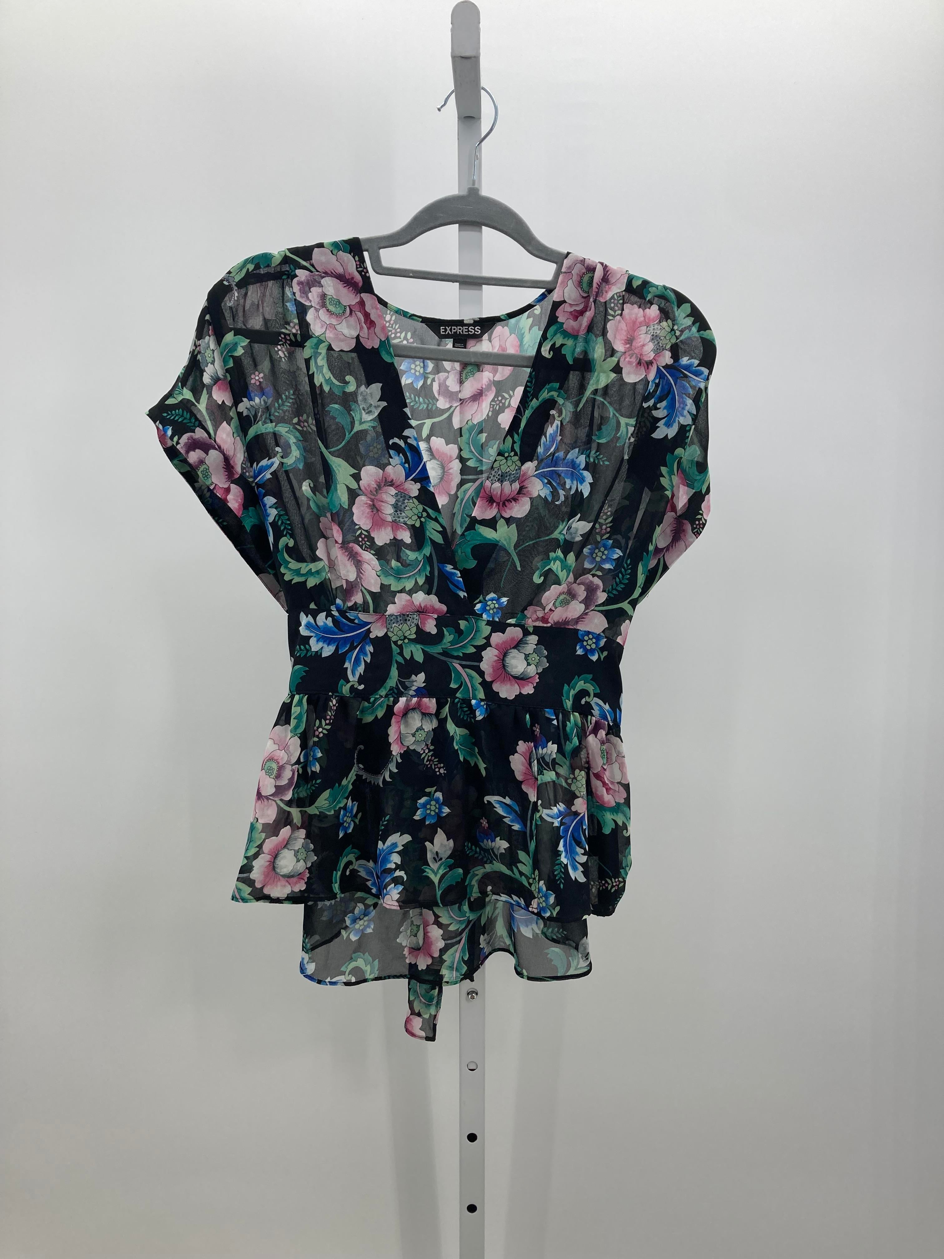 Express Size Medium Misses Short Sleeve Shirt