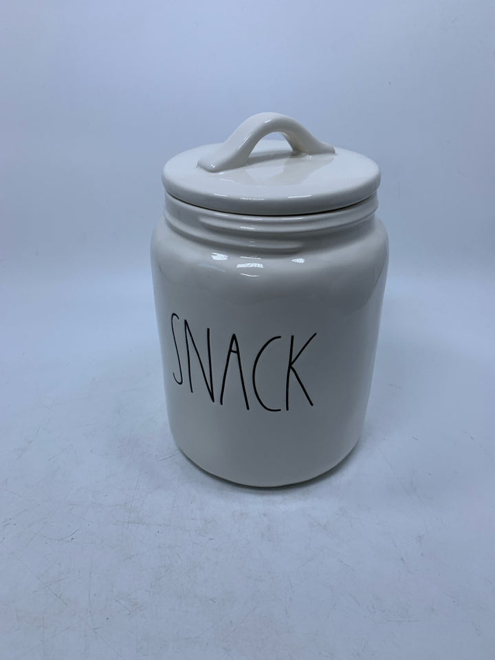 SNACK CANISTER.