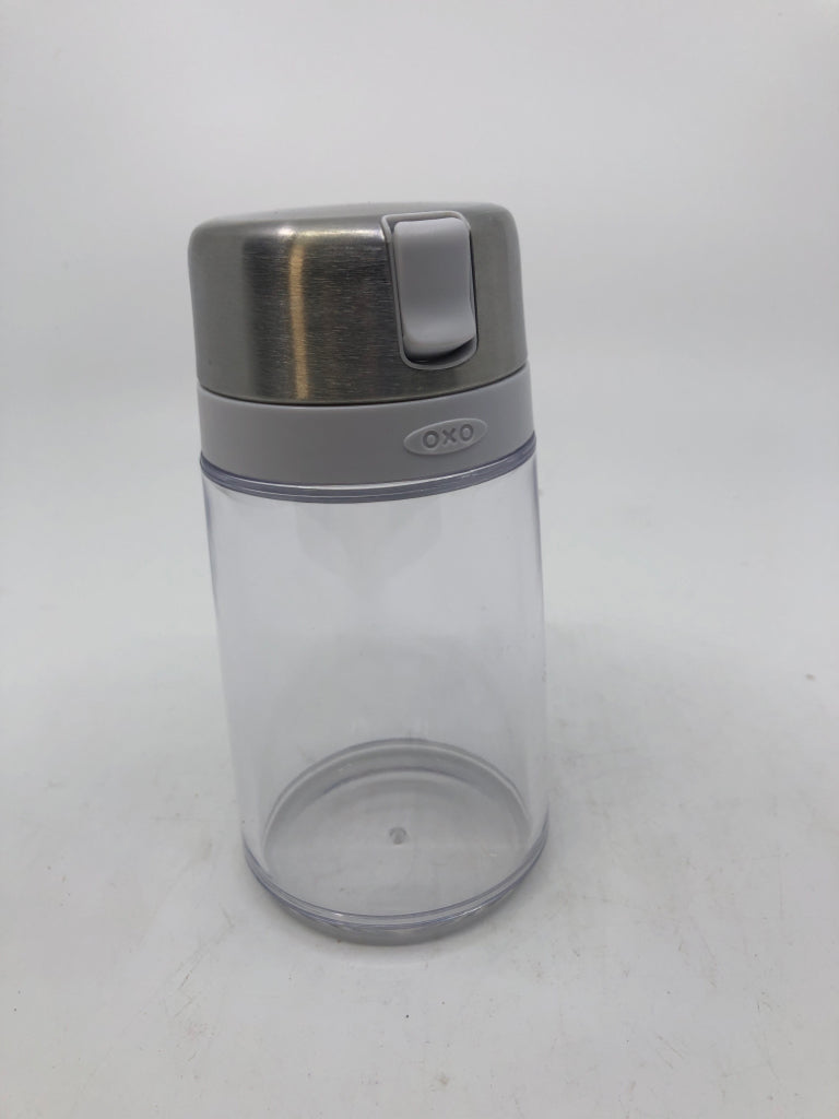 OXO GLASS W SILVER METAL LID SUGAR DISPENSER.