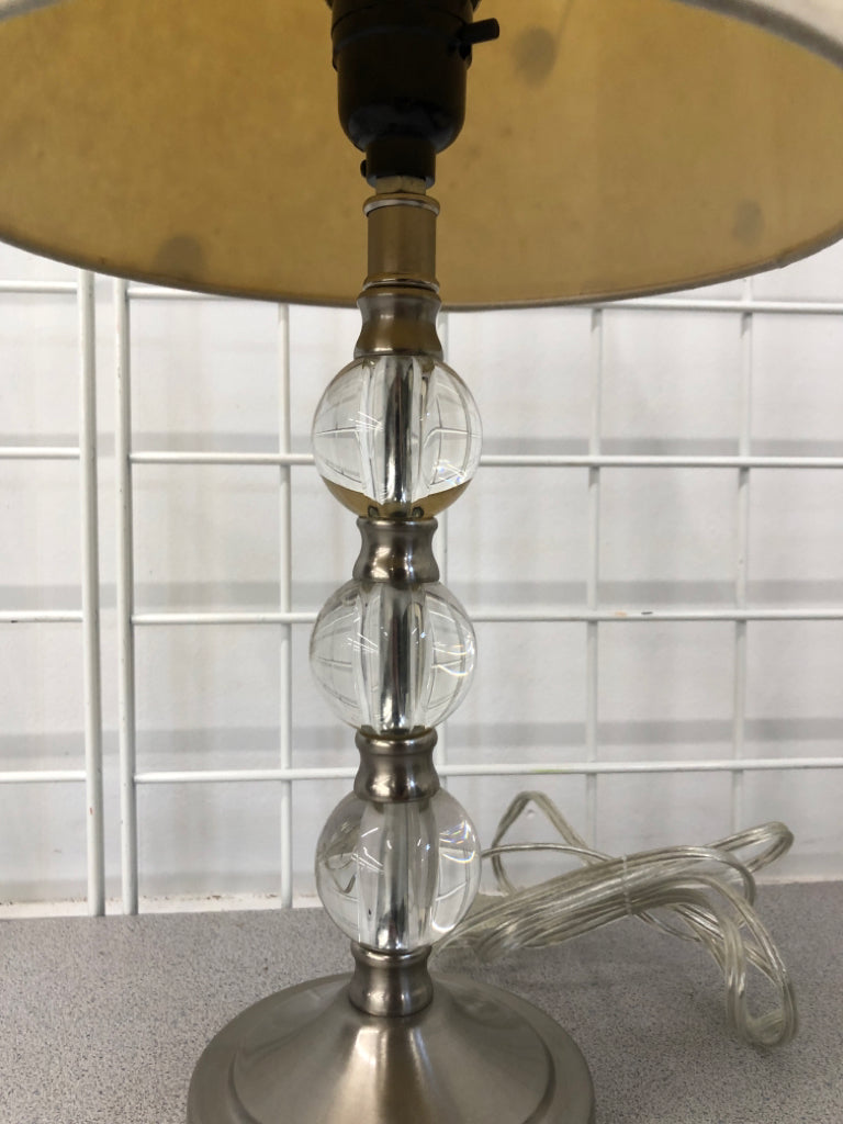 STACKED BALL LAMP FIBROUS SHADE.
