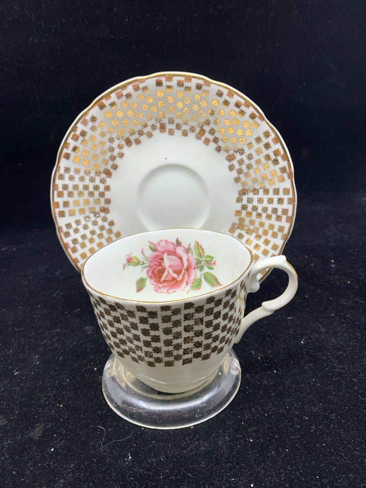 VTG GOLD W PINK FLORAL TEA CUP SAUCER.