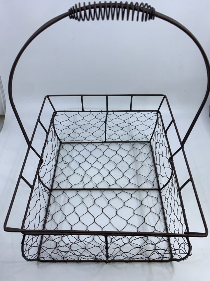 BROWN CHICKEN WIRE BASKET W/HANDLE.