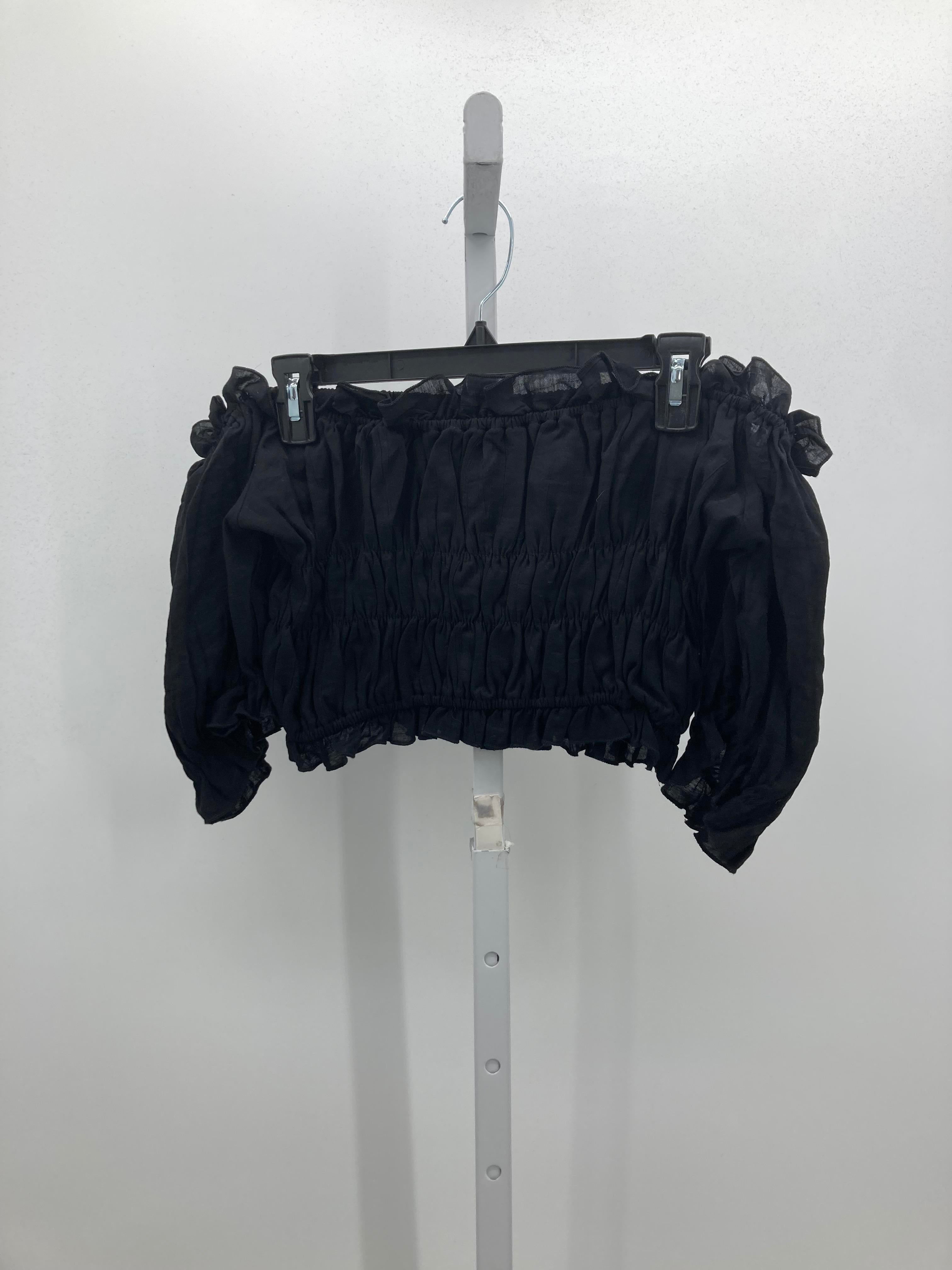 Size Large Juniors Short Sleeve Shirt
