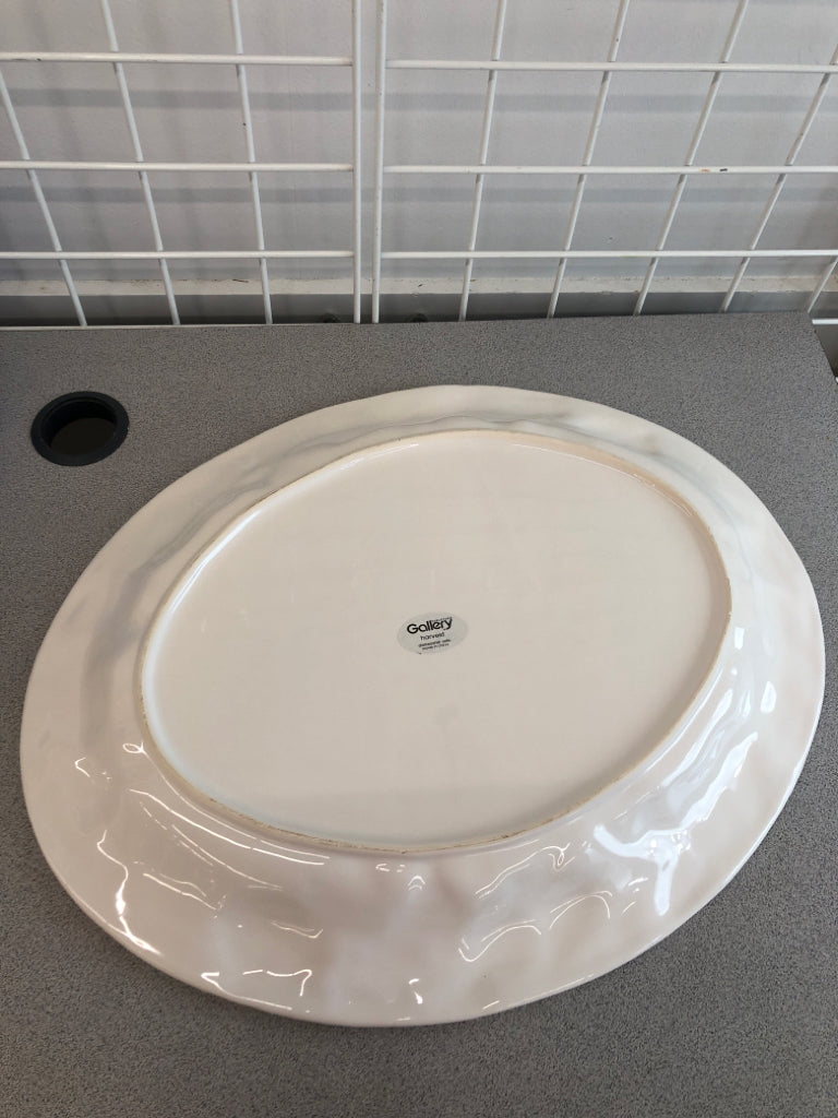 LG WHITE FRUIT EMBOSSED PLATTER.