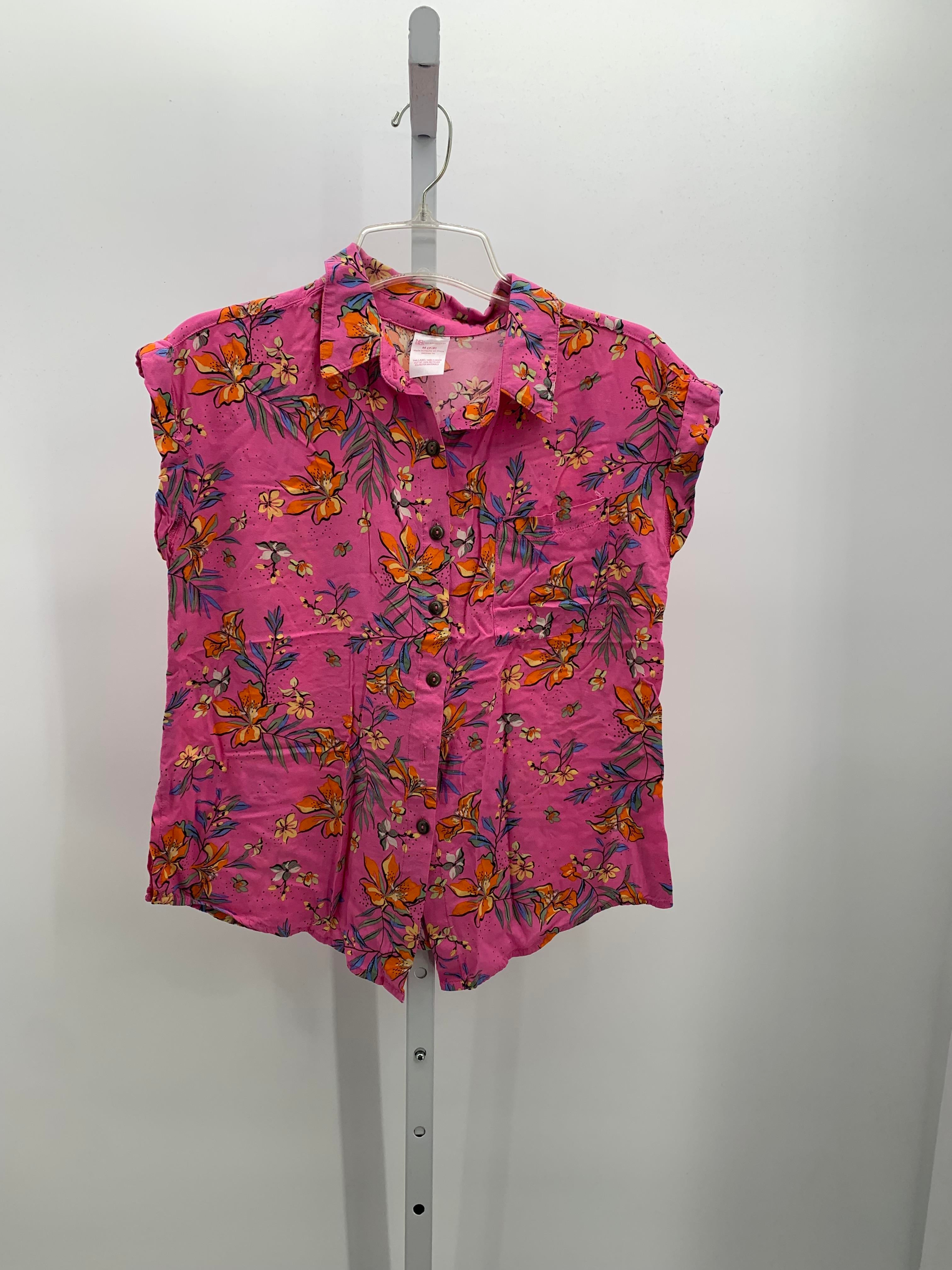 No Boundries Size Medium Juniors Short Sleeve Shirt