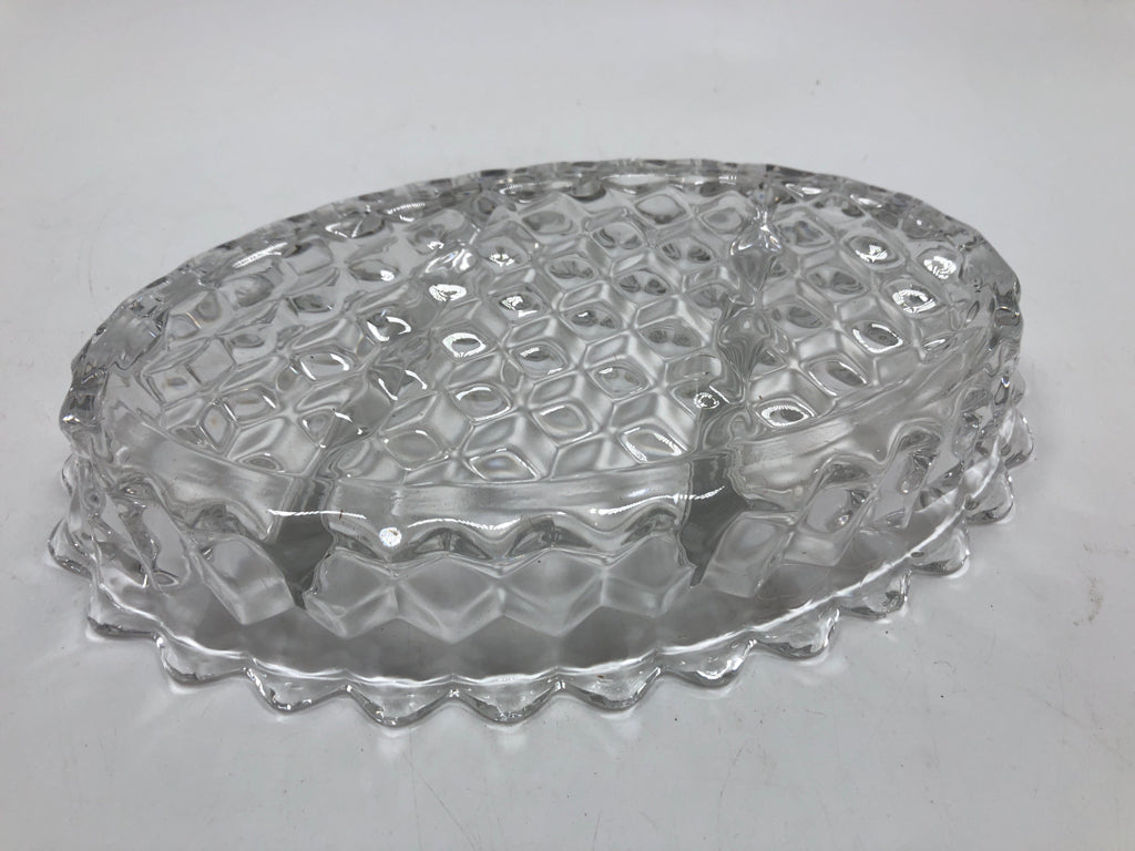 CUT GLASS CUBE PATTERN RELISH DISH W/SAWTOOTH EDGE.