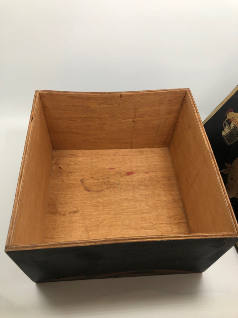 PRIMITIVE ROOSTER ON PIG STORAGE BOX.