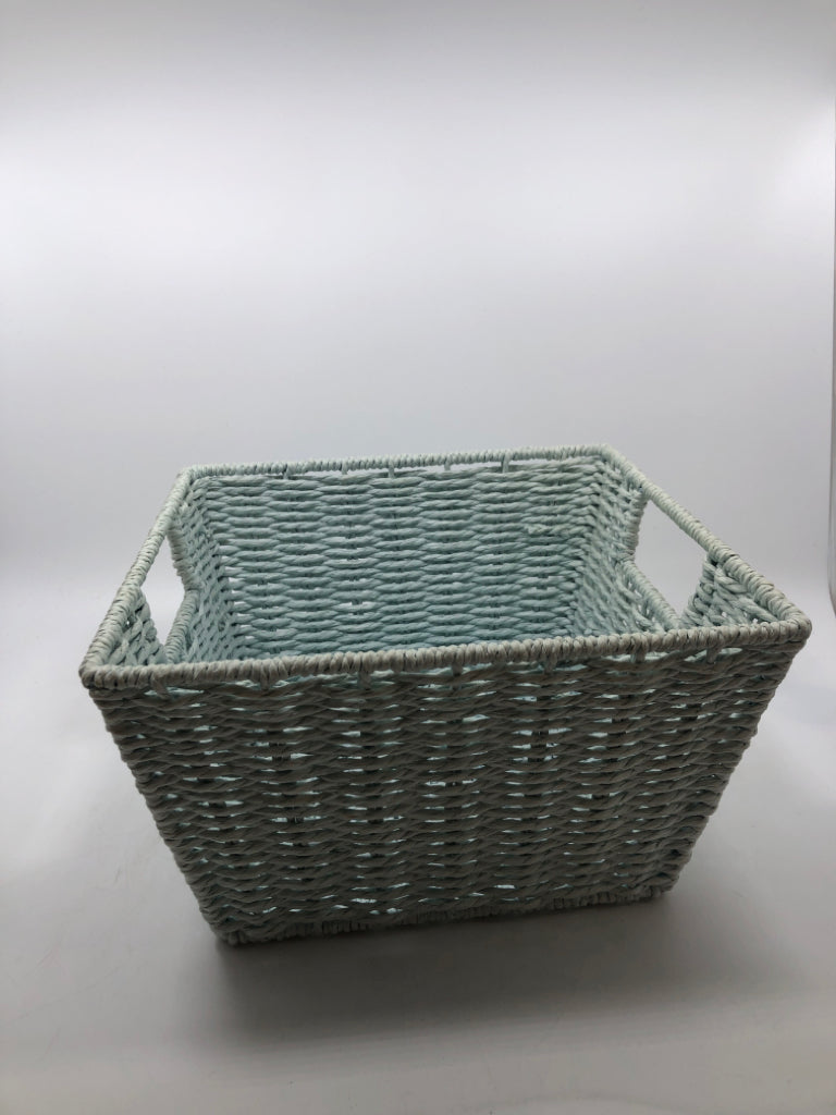 LIGHT BLUE WOVEN BASKET.