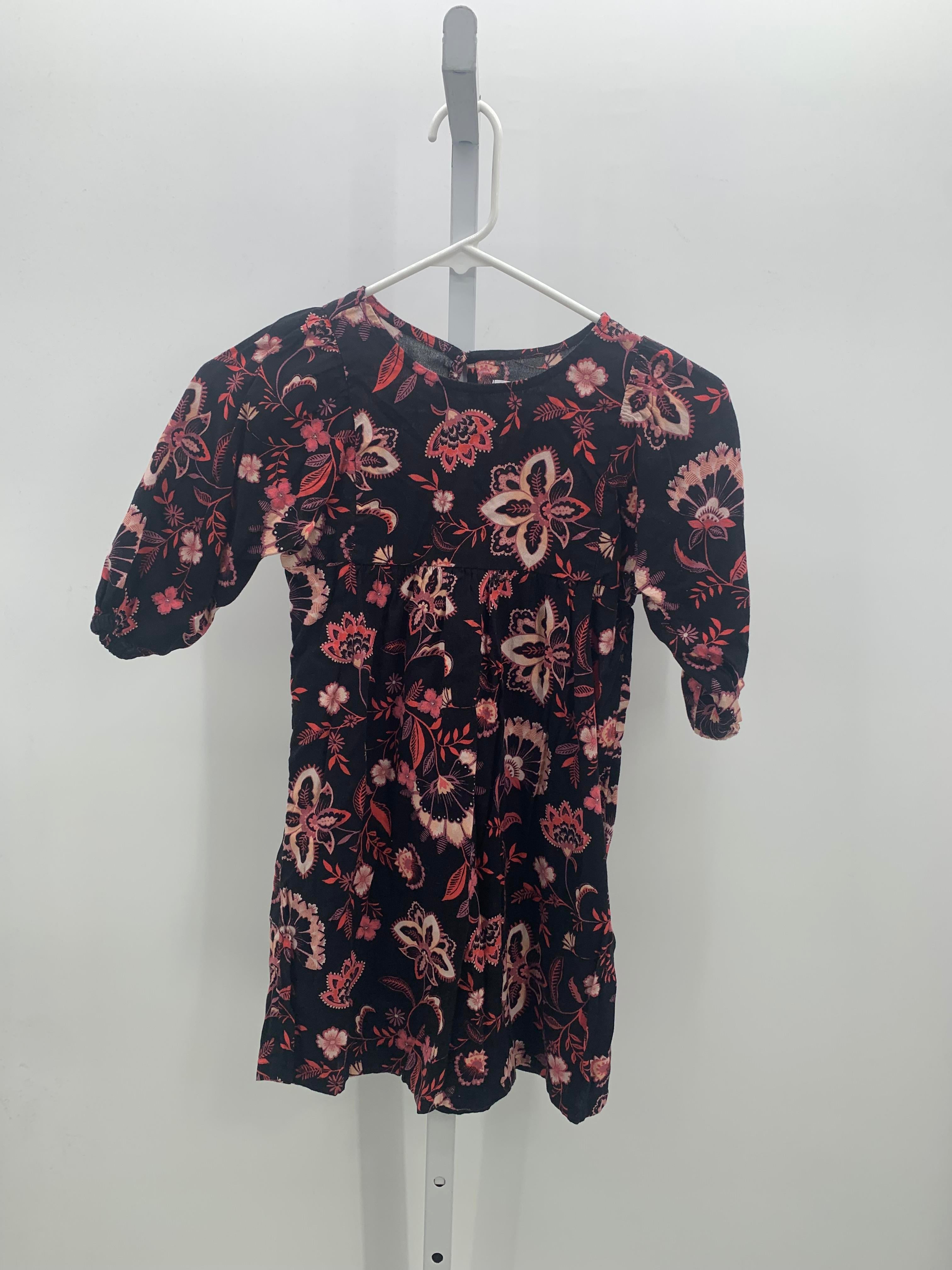 Old Navy Size 6-7 Girls Short Sleeve Dress