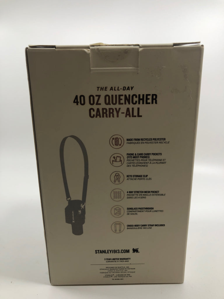 NIB STANLEY 40OZ QUENCHER WATER BOTTLE W/CROSS BODY STRAP.