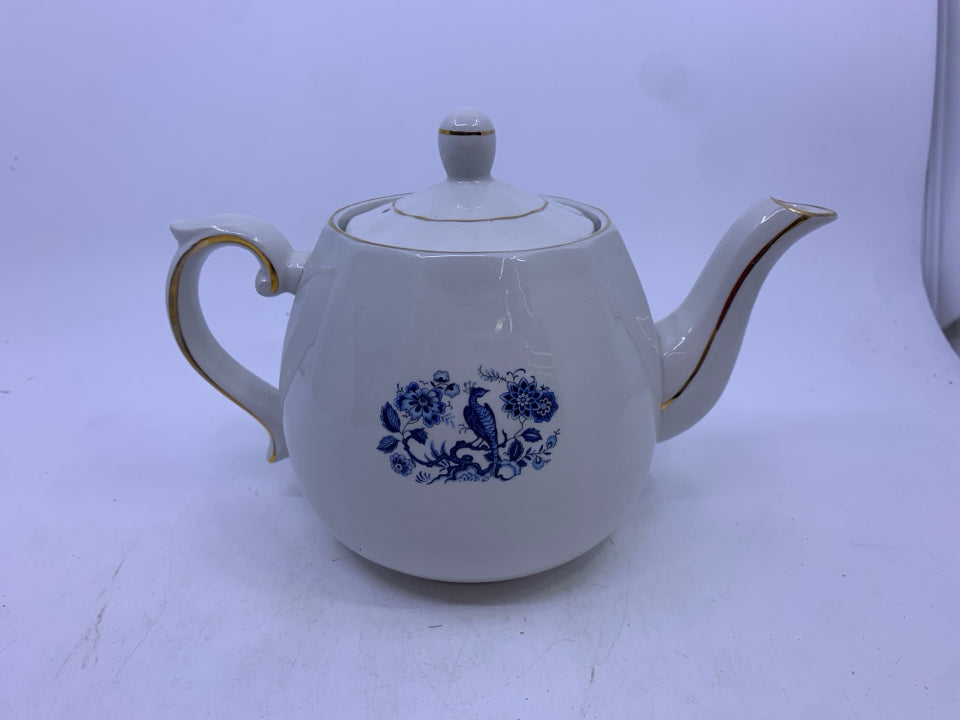 VTG WHITE TEA POT W/ BLUE BIRD/FLOWERS GOLD DESIGN.