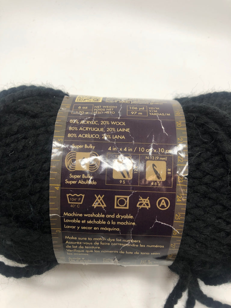 BLACK THICK WOOL YARN.