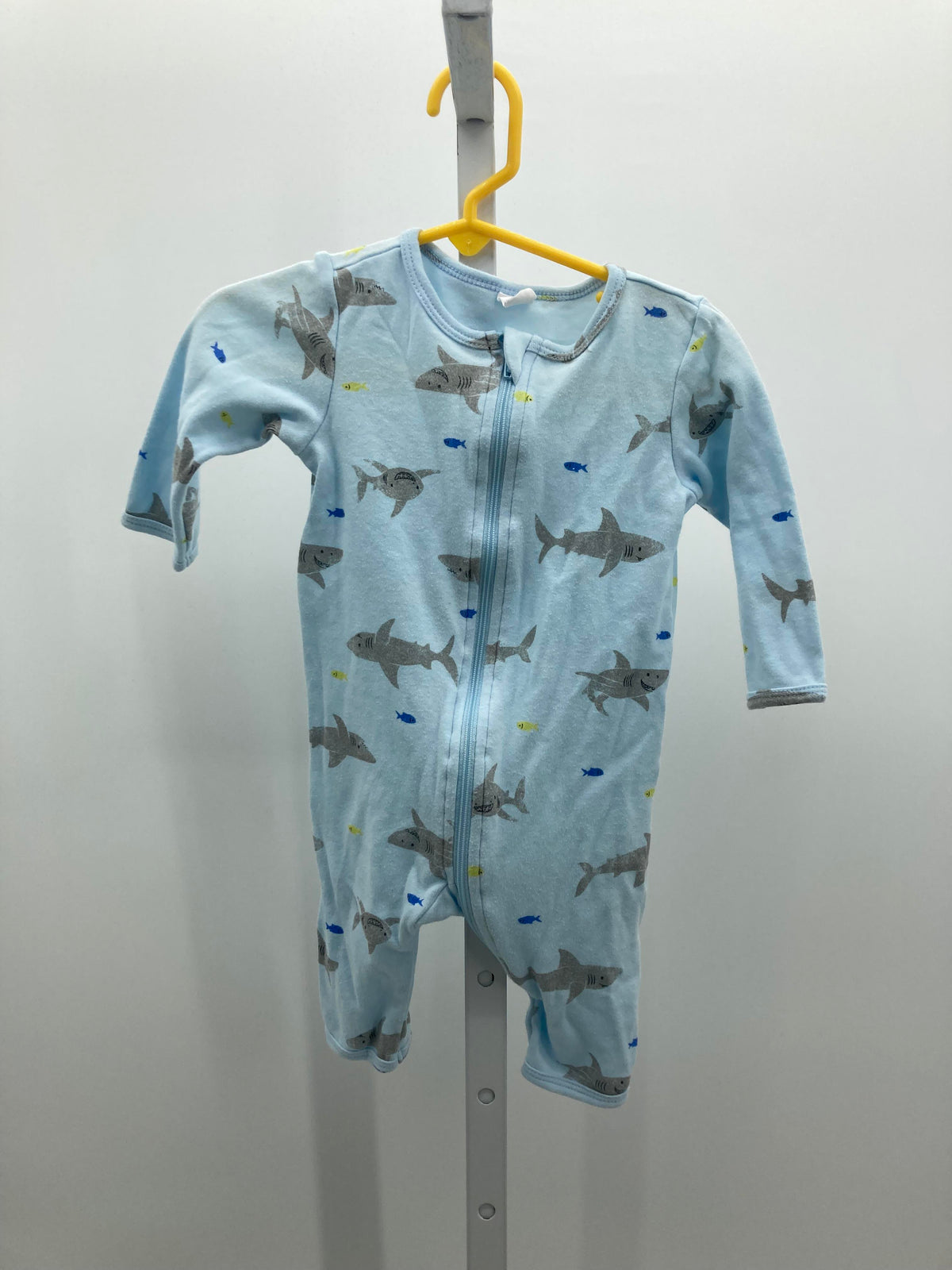 SHARKS FISH ZIP KNIT.
