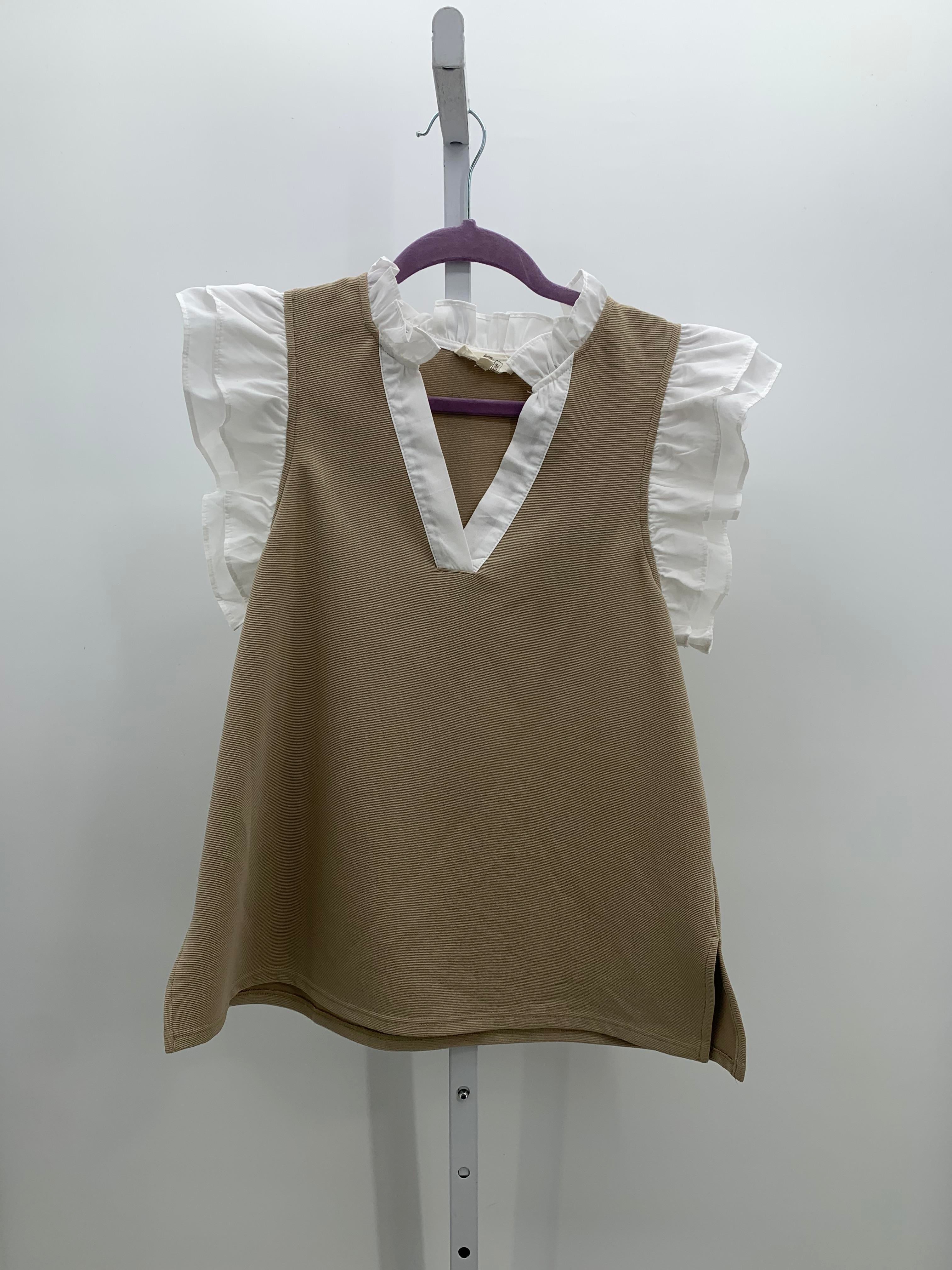 Size Small Juniors Sleeveless Shirt