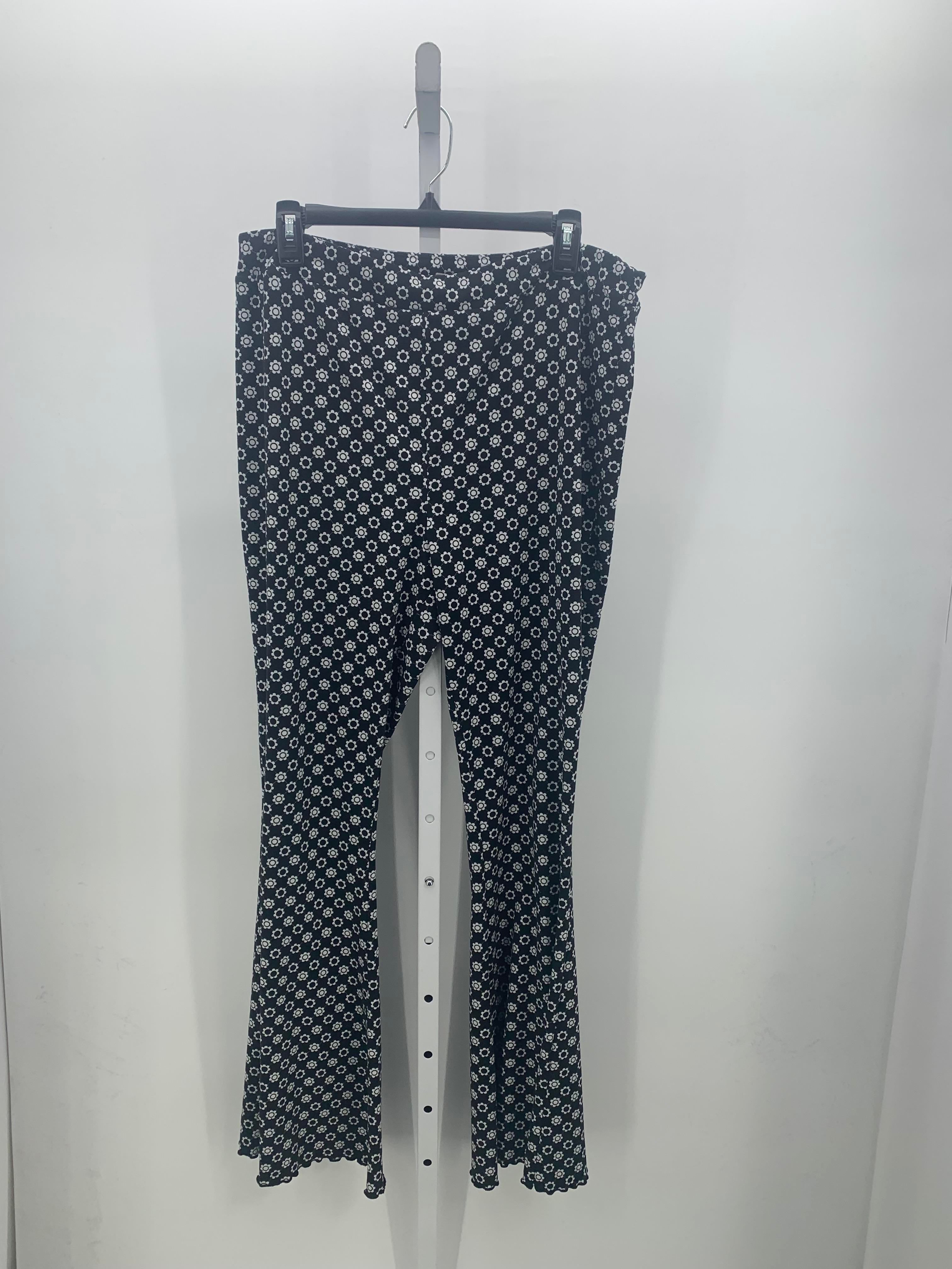 SO Size Extra Large Misses Pants