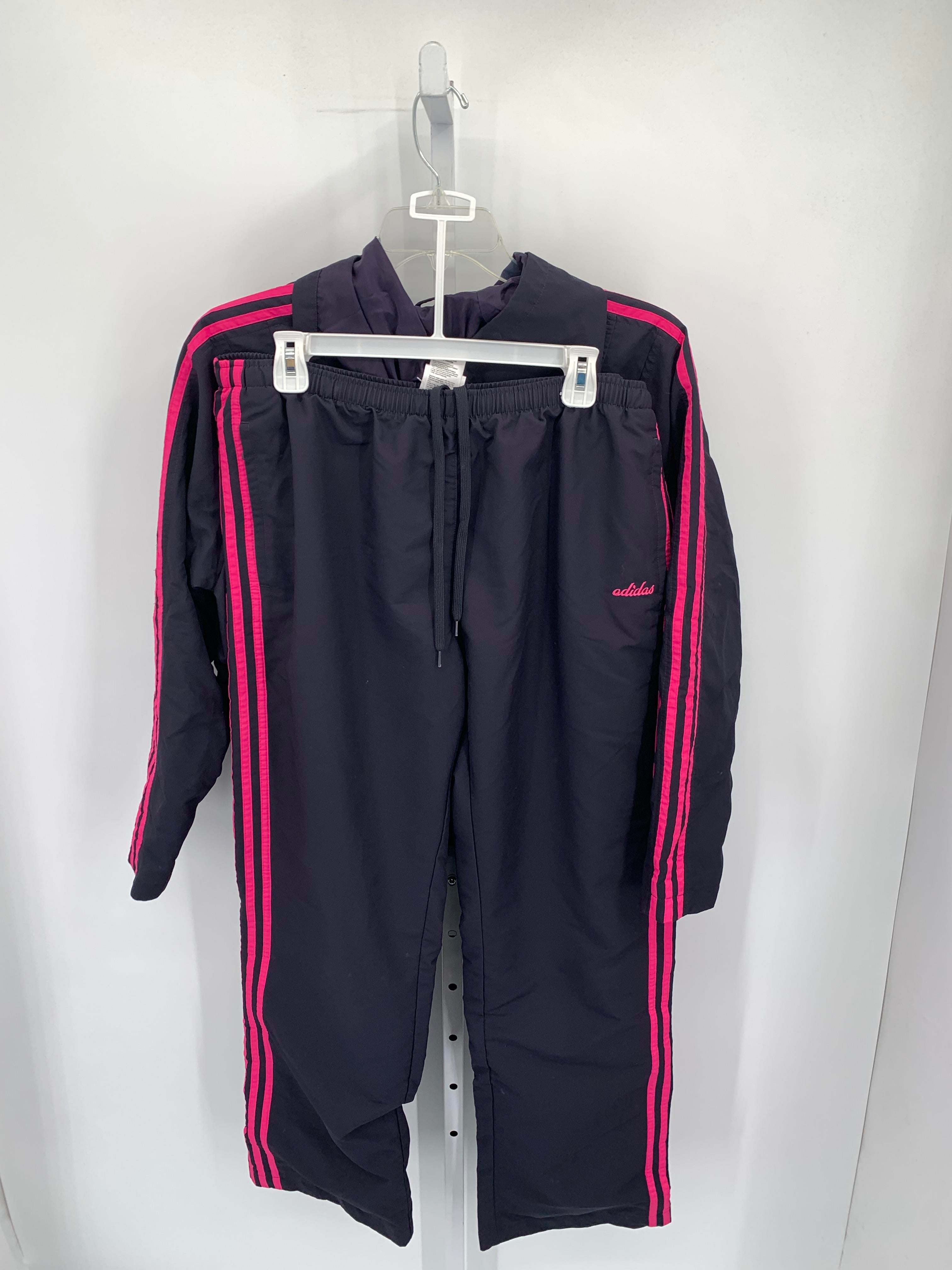 Adidas Size Extra Large Misses 2 Piece