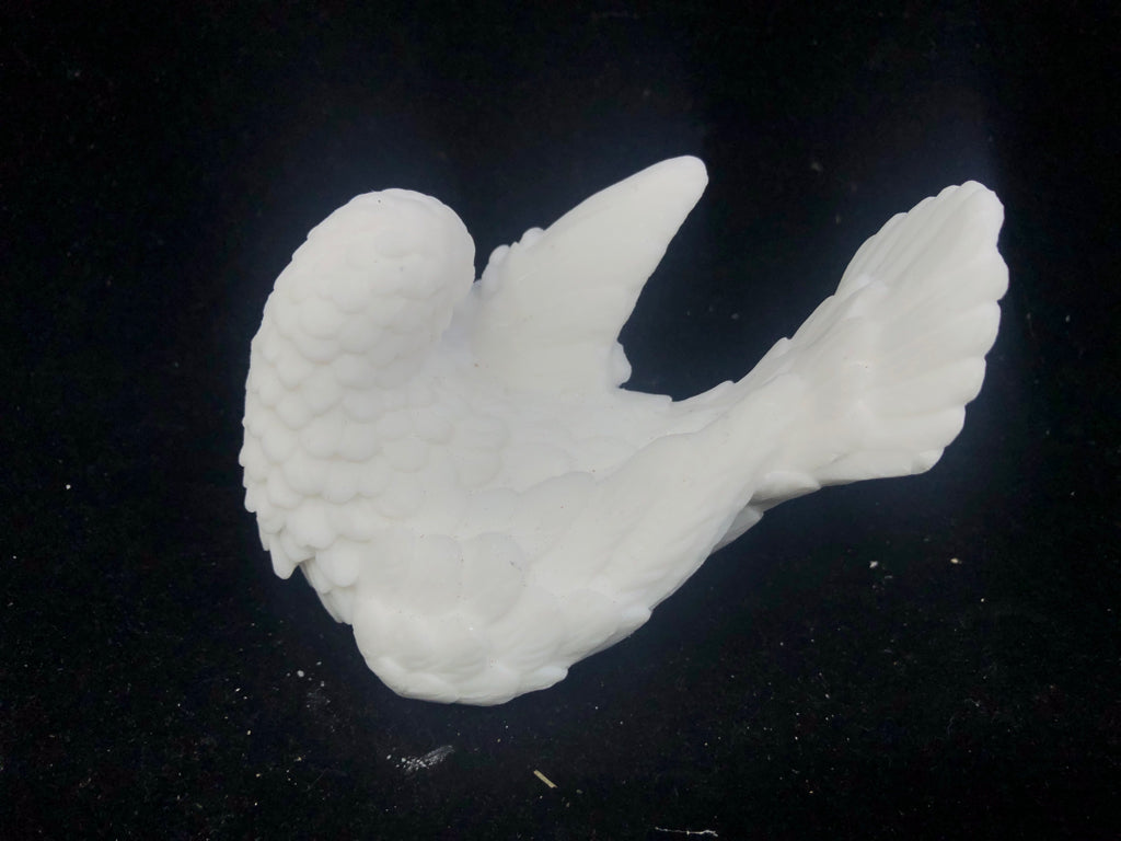 WHITE STONE CARVED BIRD-MADE IN ITALY.