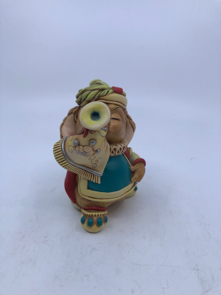 VTG PENDELFIN BUNNY PUFFER W TRUMPET.