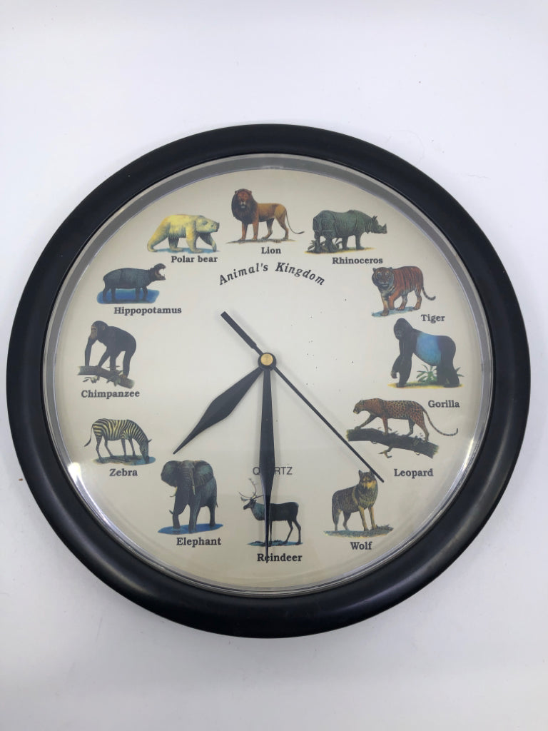 ANIMAL'S KINGDOM WALL CLOCK.