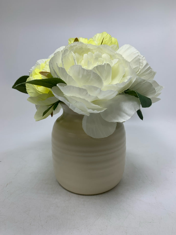WHITE PLANTER W/ FAUX WHITE FLOWERS.