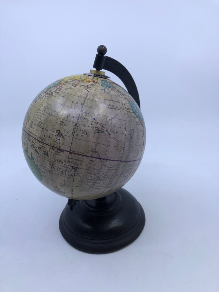 MINI WORLD GLOBE.