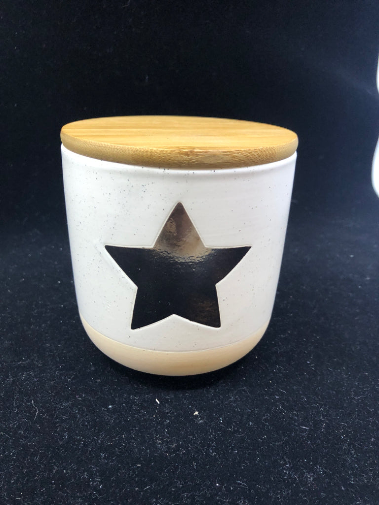 STAR STONEWARE CANISTER W/BAMBOO LID.