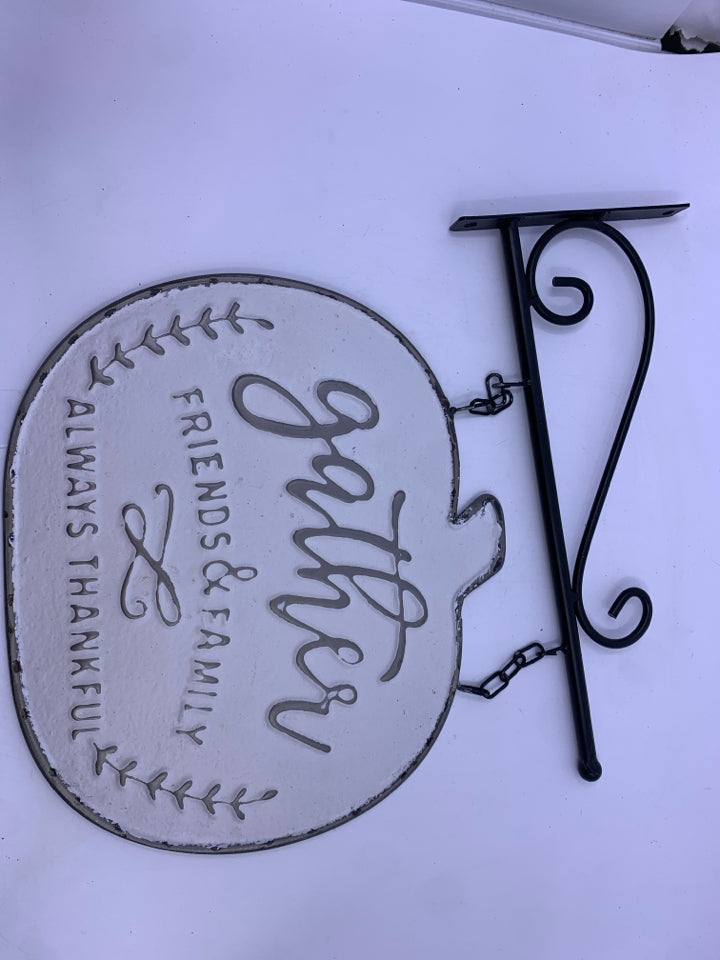 GATHER FRIENDS PUMPKIN METAL WALL HANGING.
