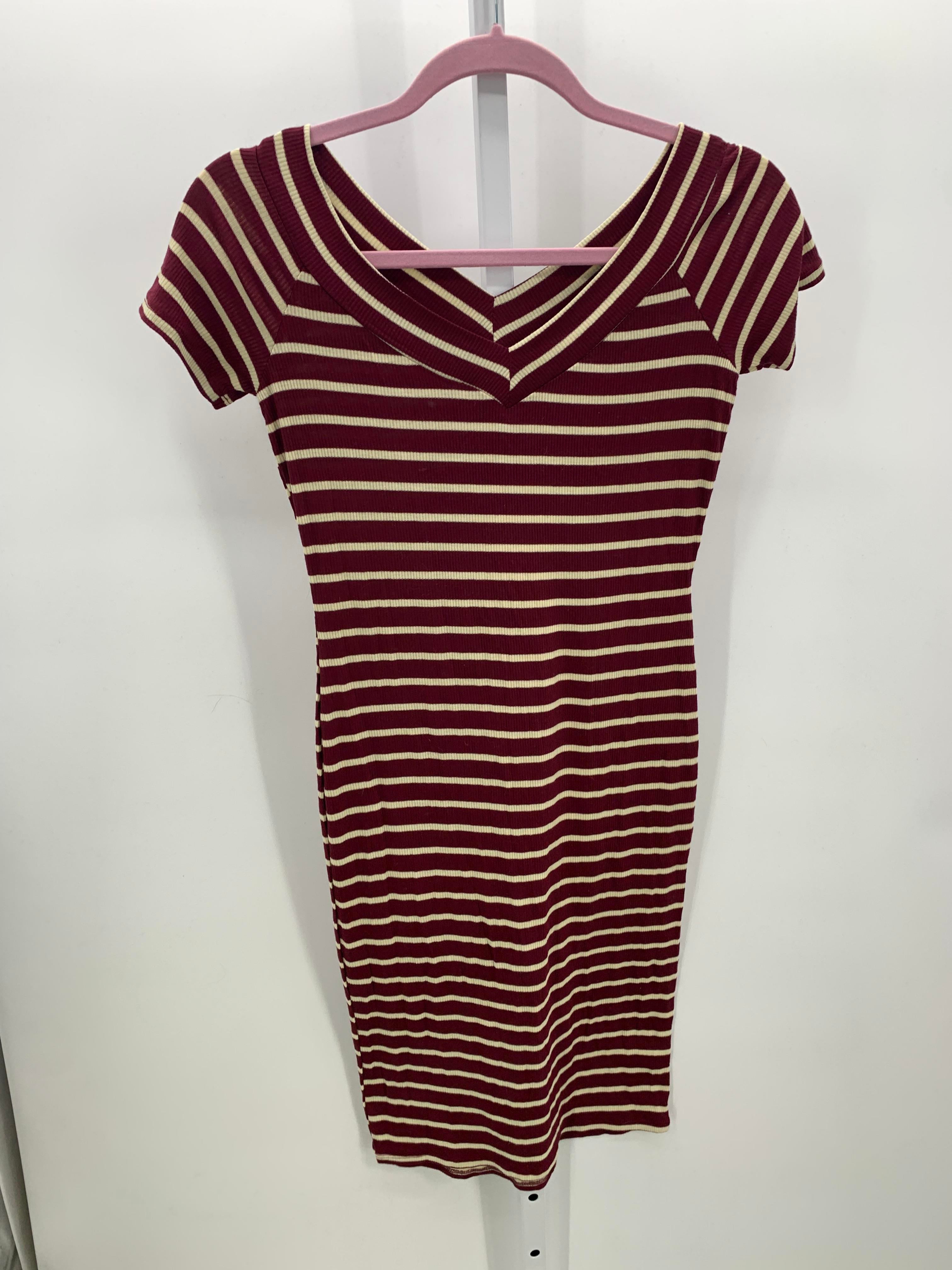 Charlotte Russe Size Small Juniors Short Sleeve Dress