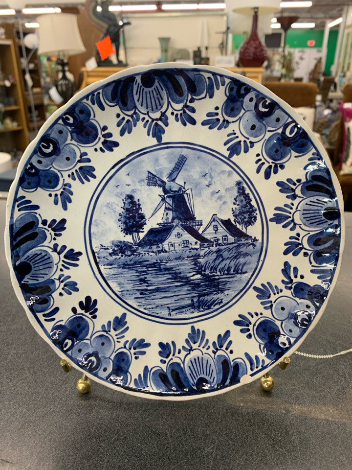 BLUE AND WHITE WINDMILL PLATE.