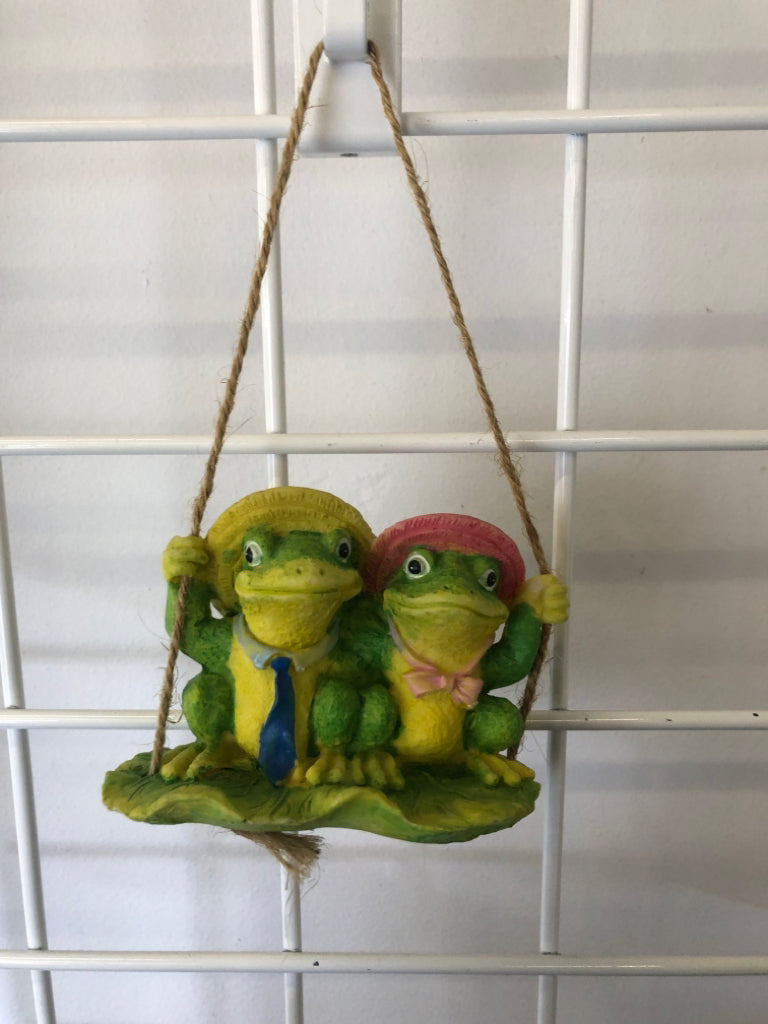 HANGING HUSBAND AND WIFE FROGS ON LILY PAD.