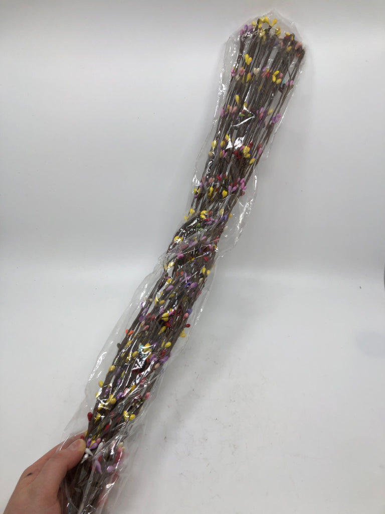 COLORFUL PIP BUNCHED IN BAG.