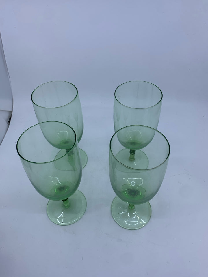 4 GREEN GLASS GOBLETS.