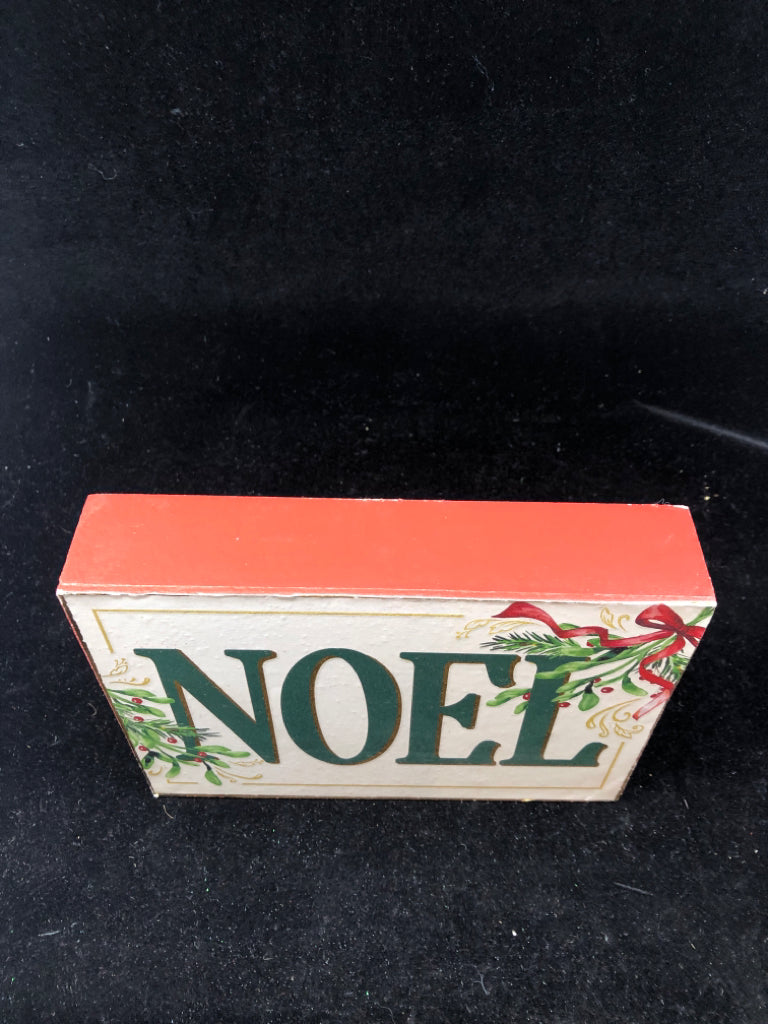 NOEL BLOCK SIGN.