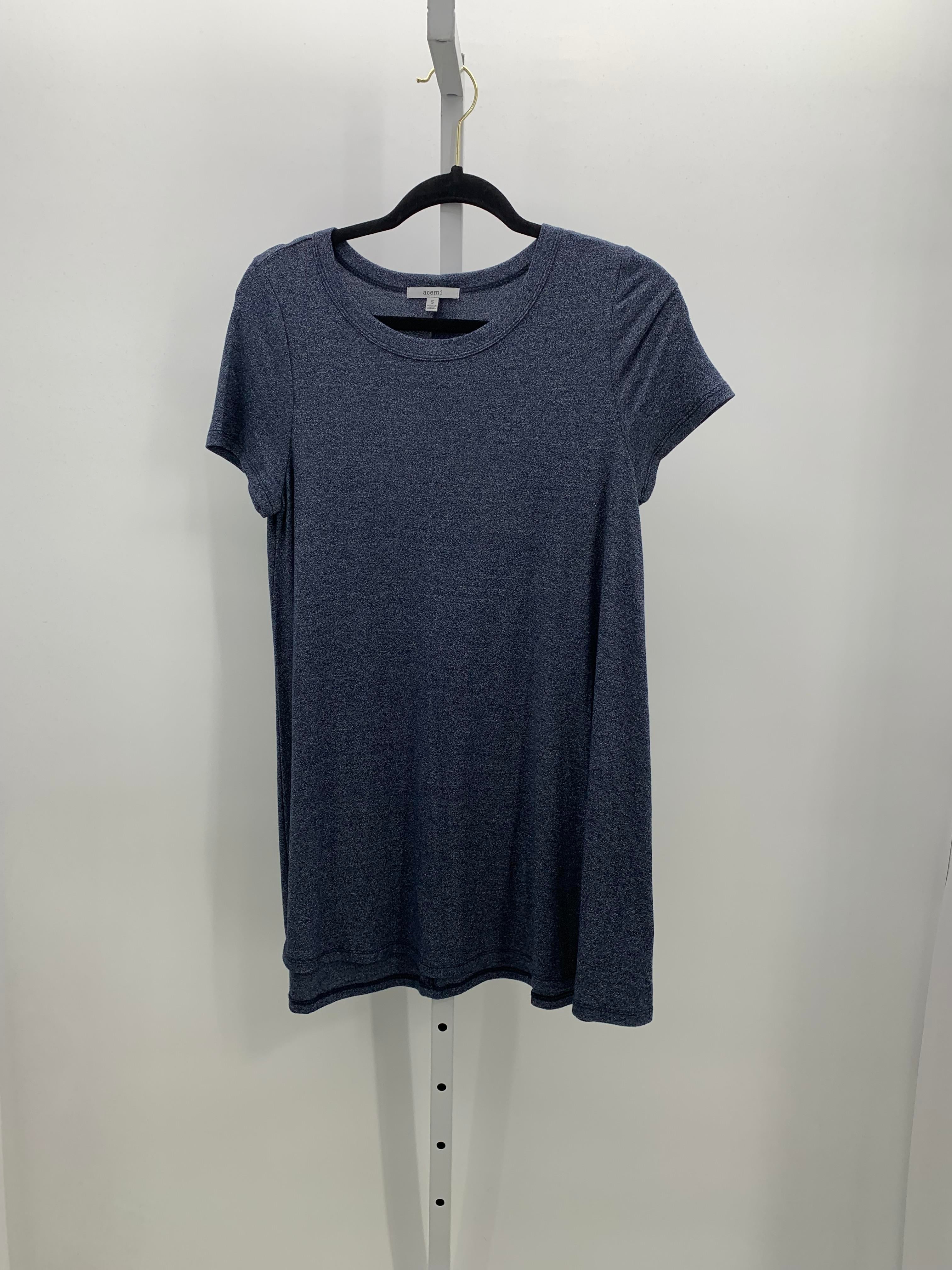 Size Small Misses Short Sleeve Shirt