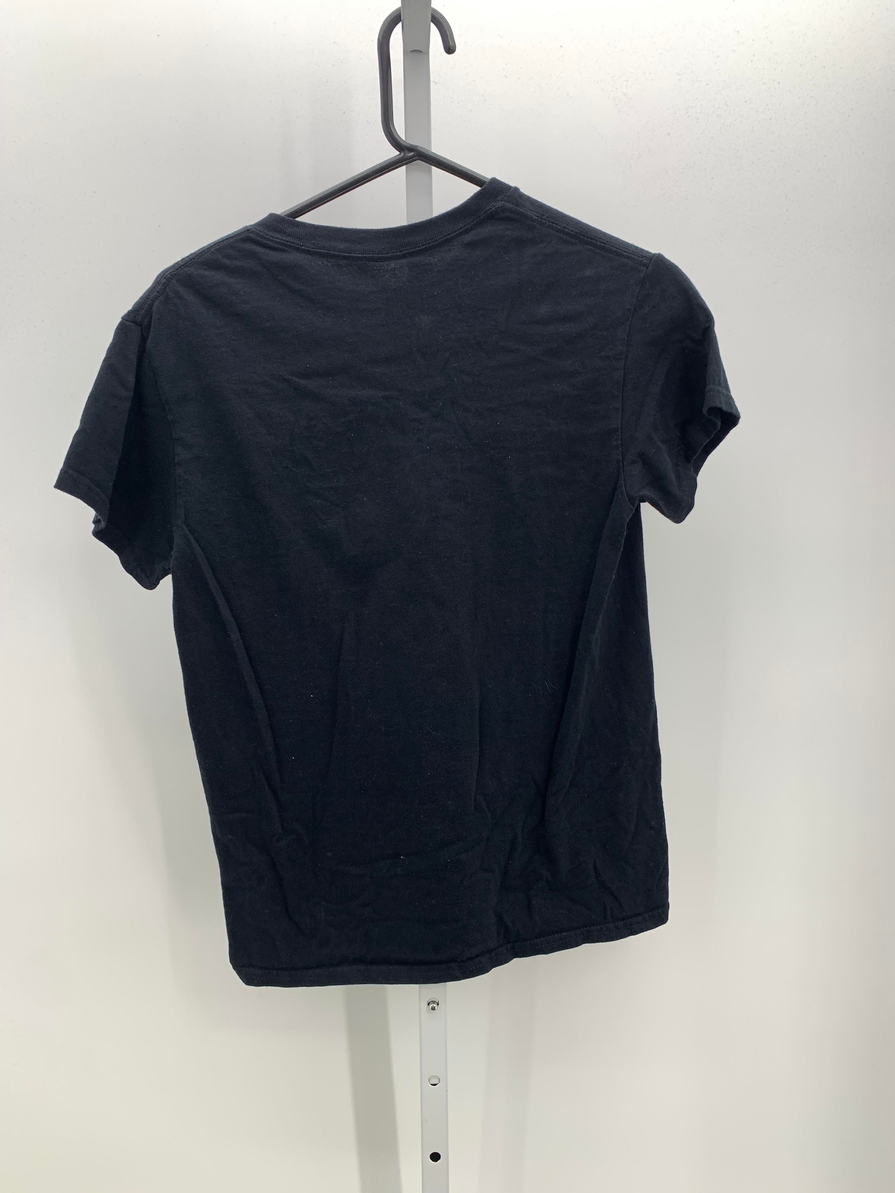 Size Small Juniors Short Sleeve Shirt