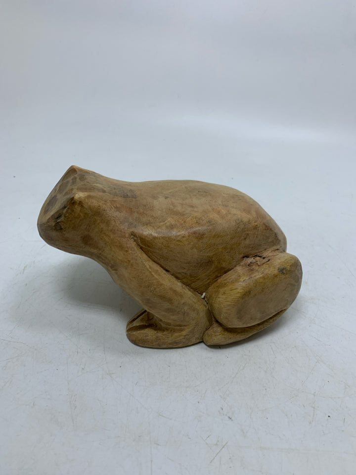 CARVED WOOD FROG NO FACE.