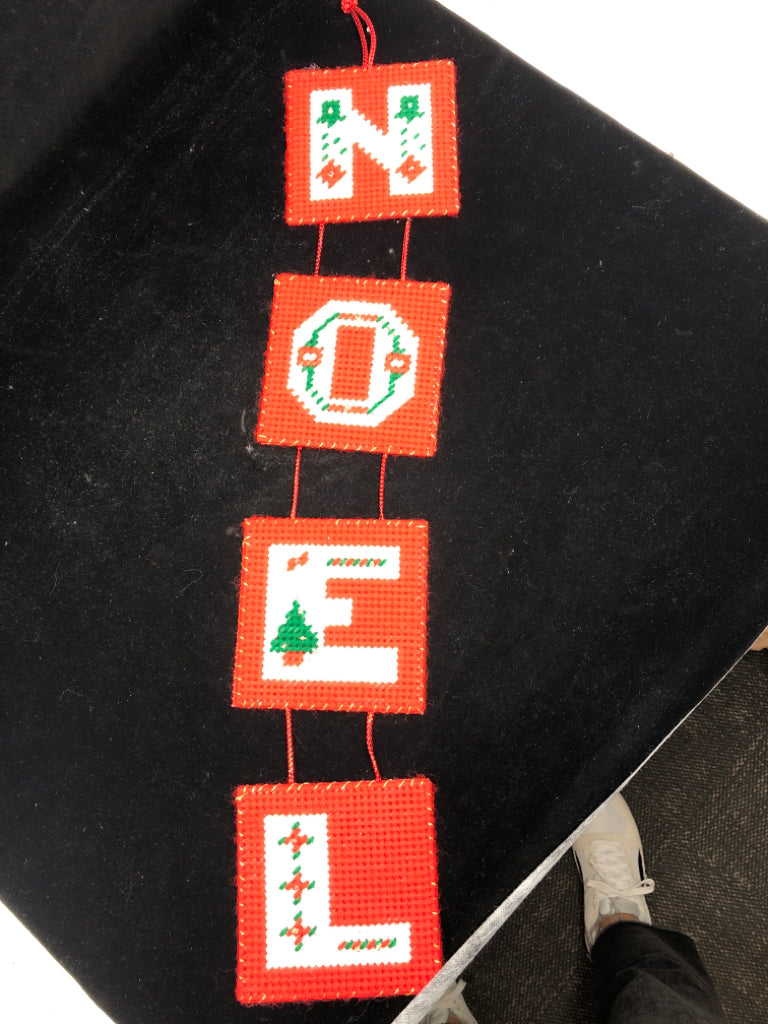 RED/WHITE FOUR SQUARE STITCHED HANGING NOEL SIGN.