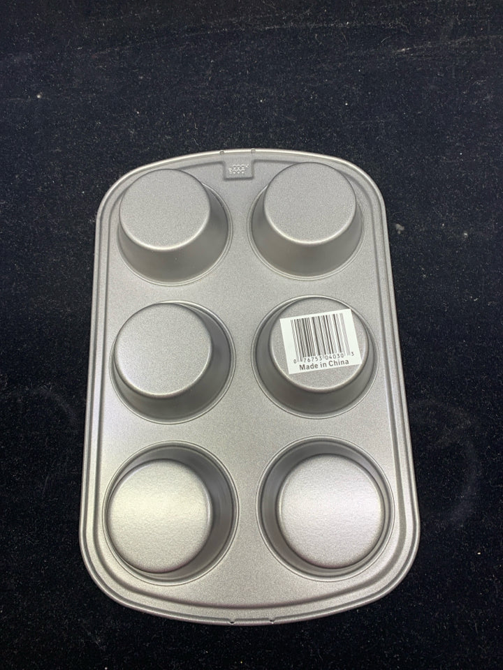 NIP GOOD COOK NON STICK MUFFIN PAN.