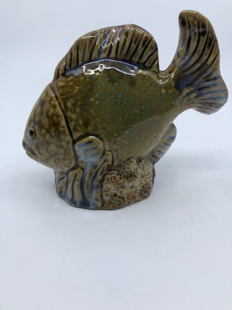 CERAMIC FISH GREEN,TAN,BLUE FIGURE.