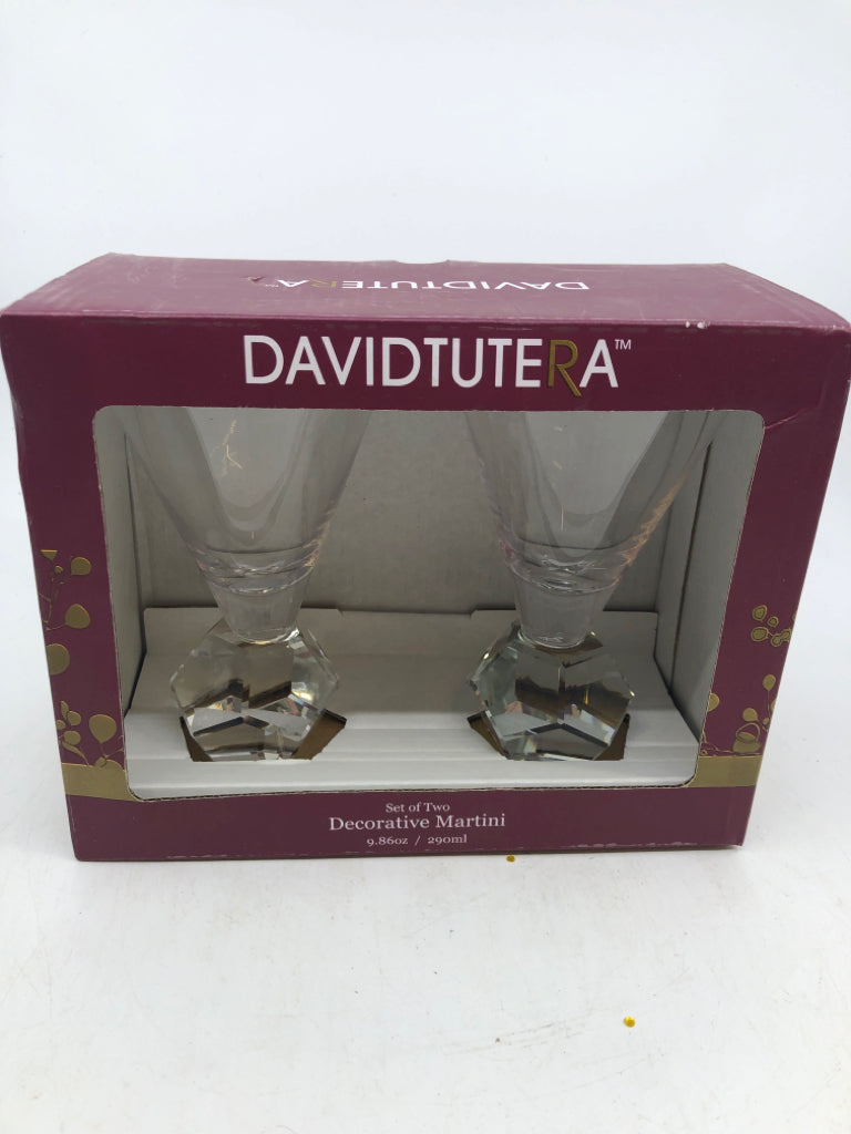 NIB 2 DECORATIVE MARTINI SET.
