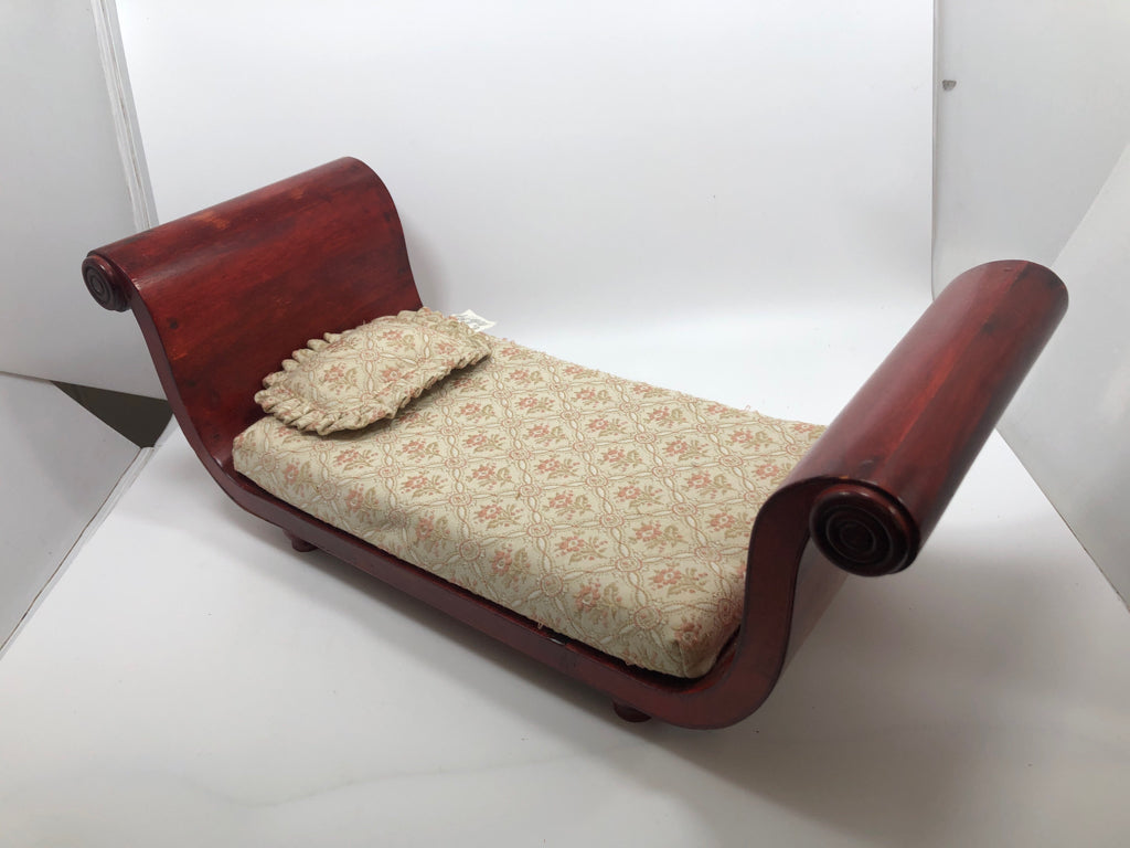 WOODEN DOLLHOUSE SLEIGH BED.