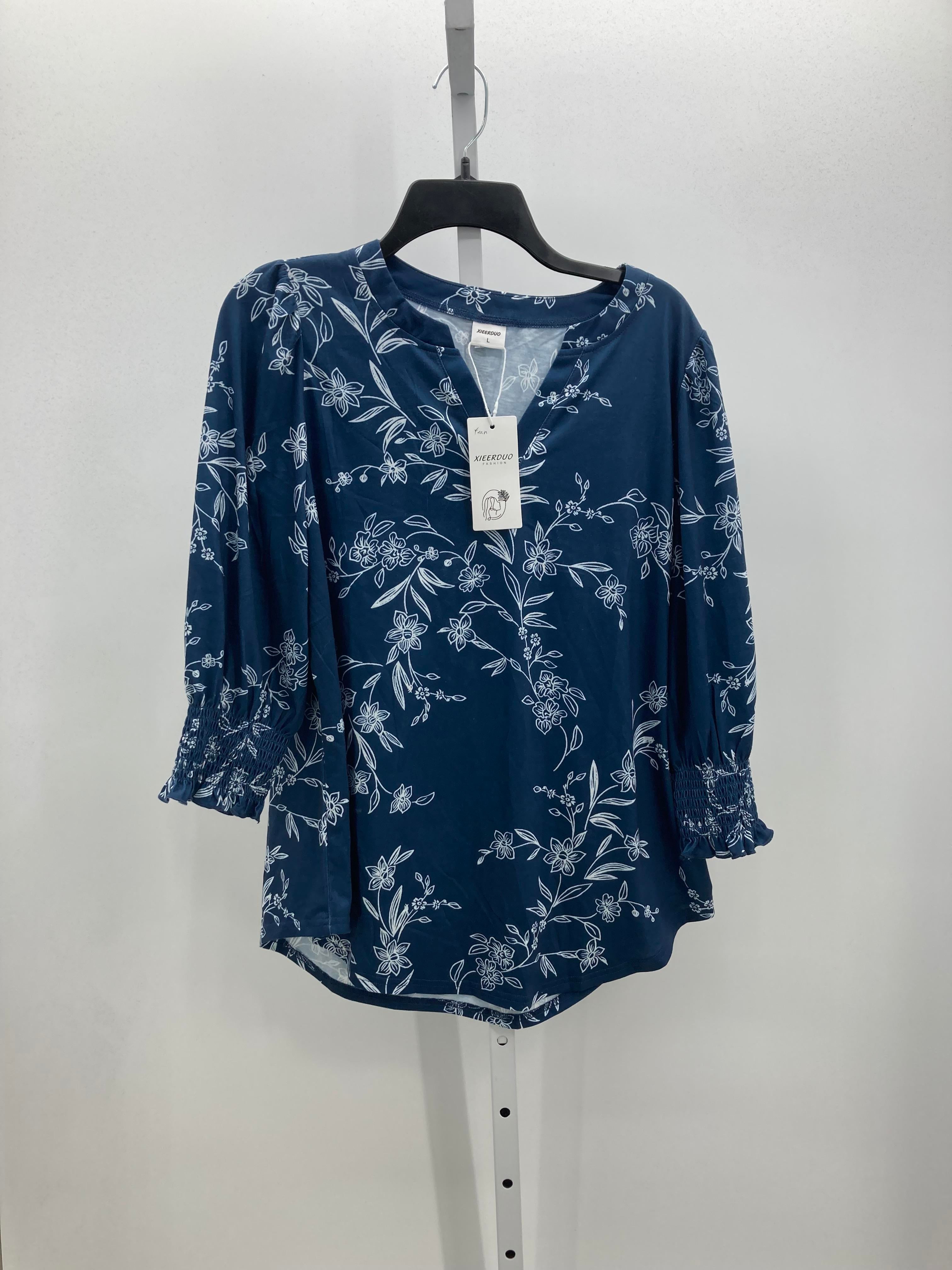 Size Large Misses 3/4 Sleeve Shirt
