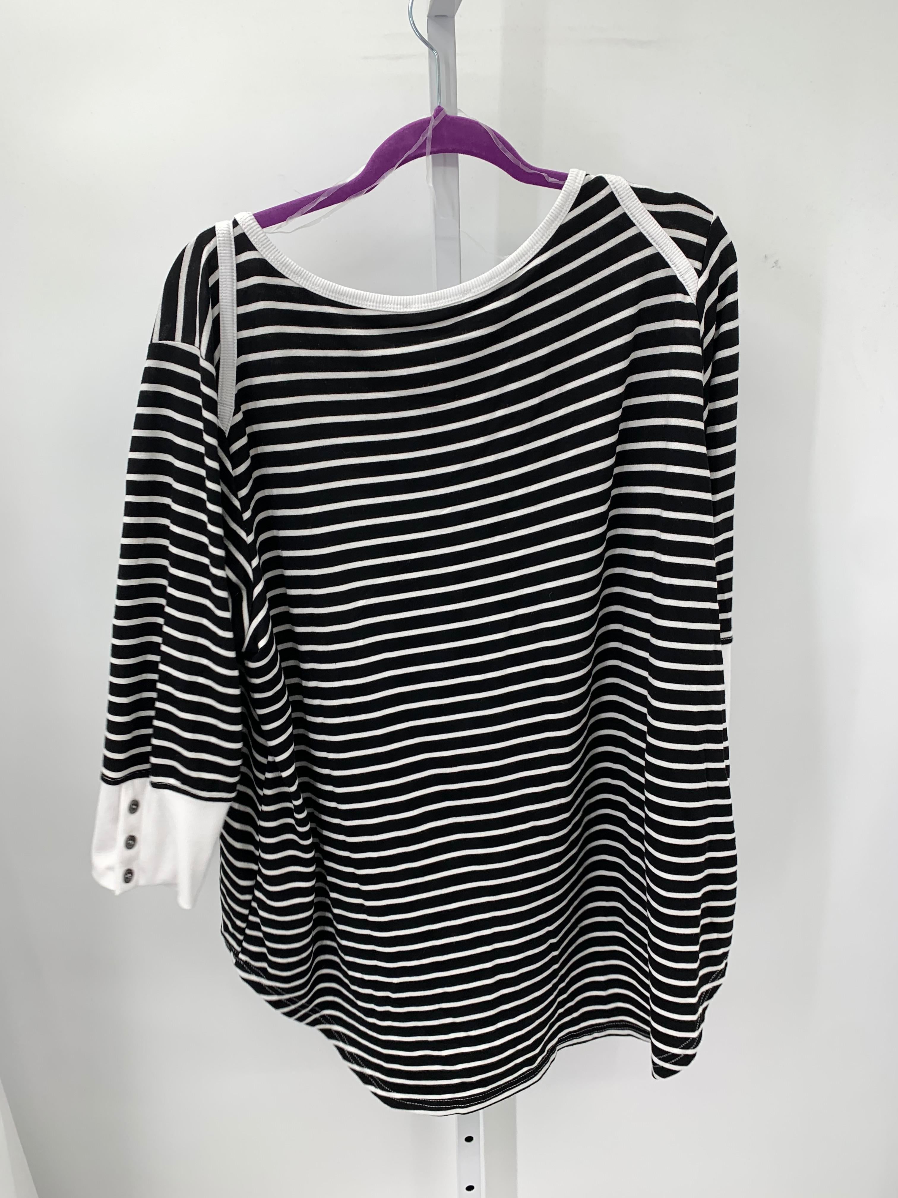 Size 2X Womens 3/4 Sleeve Shirt