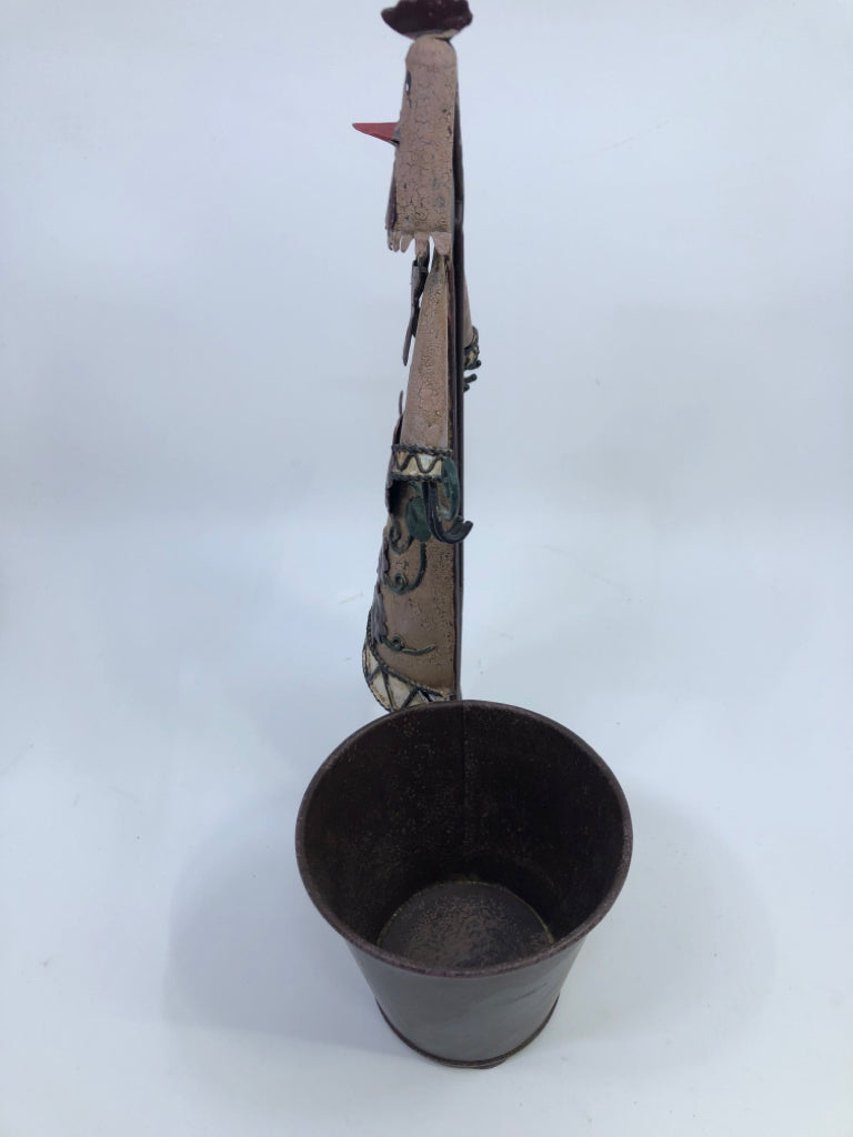 METAL STANDING CHICKEN W/ SMALL PLANTER.